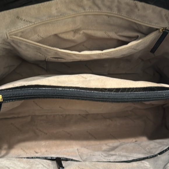 Gorgeous Brahmin Weekend Bag - Picture 8 of 11